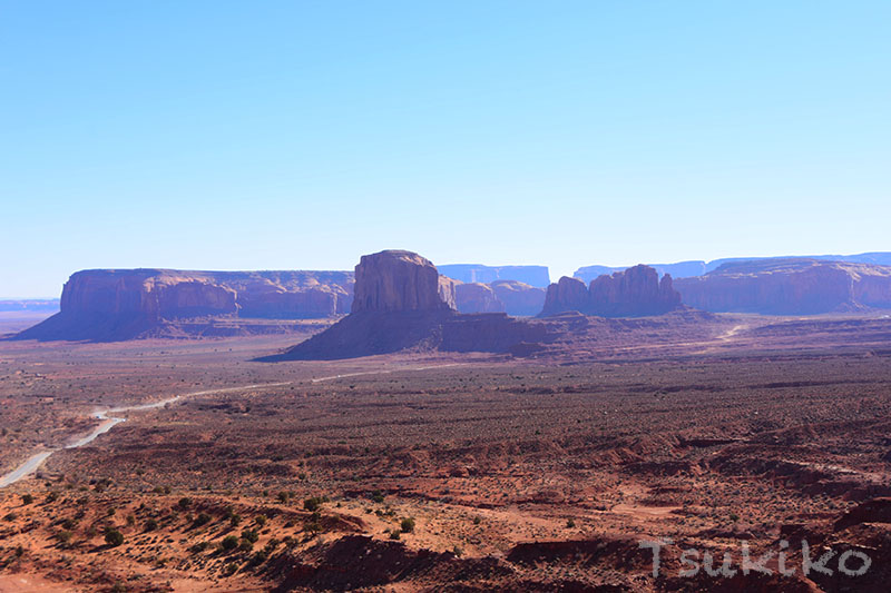 ナバホ族が守り続けてきたアメリカの原風景 モニュメント バレー 旅のアンサンブル